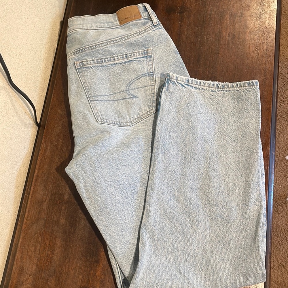 American Eagle 90’s Straight jeans
